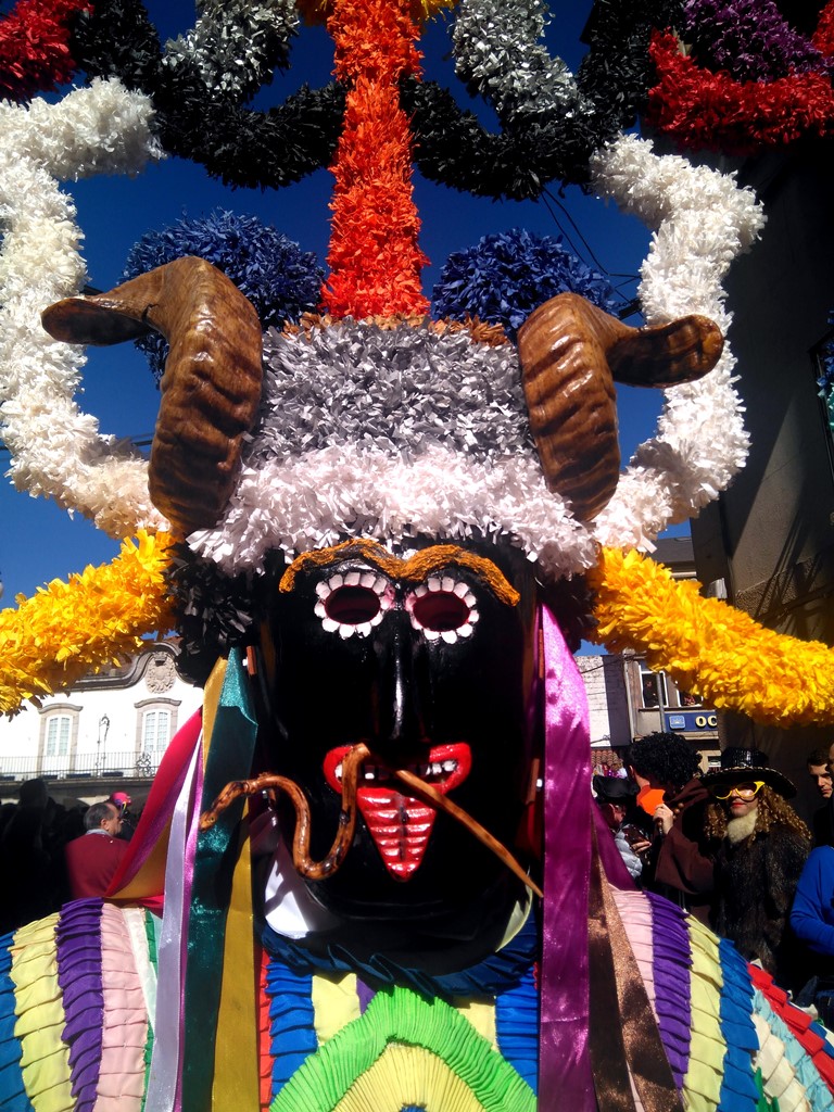 Ampliar: Máscara de Boteiro de Viana do Bolo (foto Felipe-Senén)